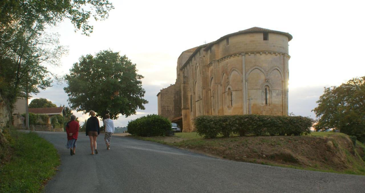 Romantic Gite Nr St Emilion With Private Pool And Views To Die For Pujols  Bagian luar foto
