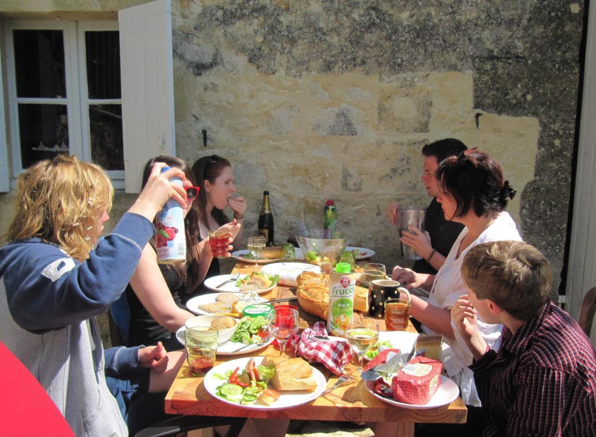 Romantic Gite Nr St Emilion With Private Pool And Views To Die For Pujols  Bagian luar foto